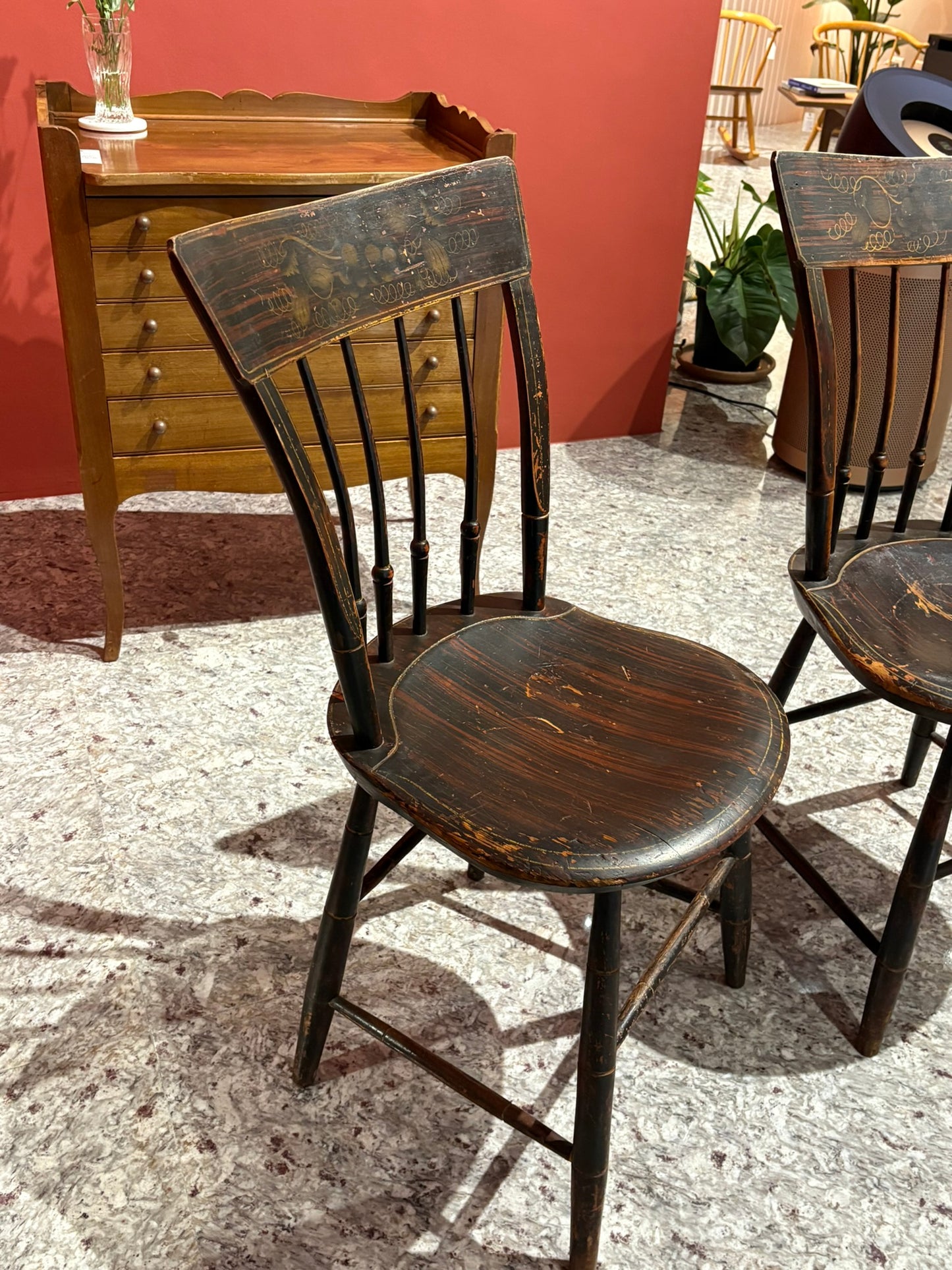 QV25037, 美國, 老件木椅