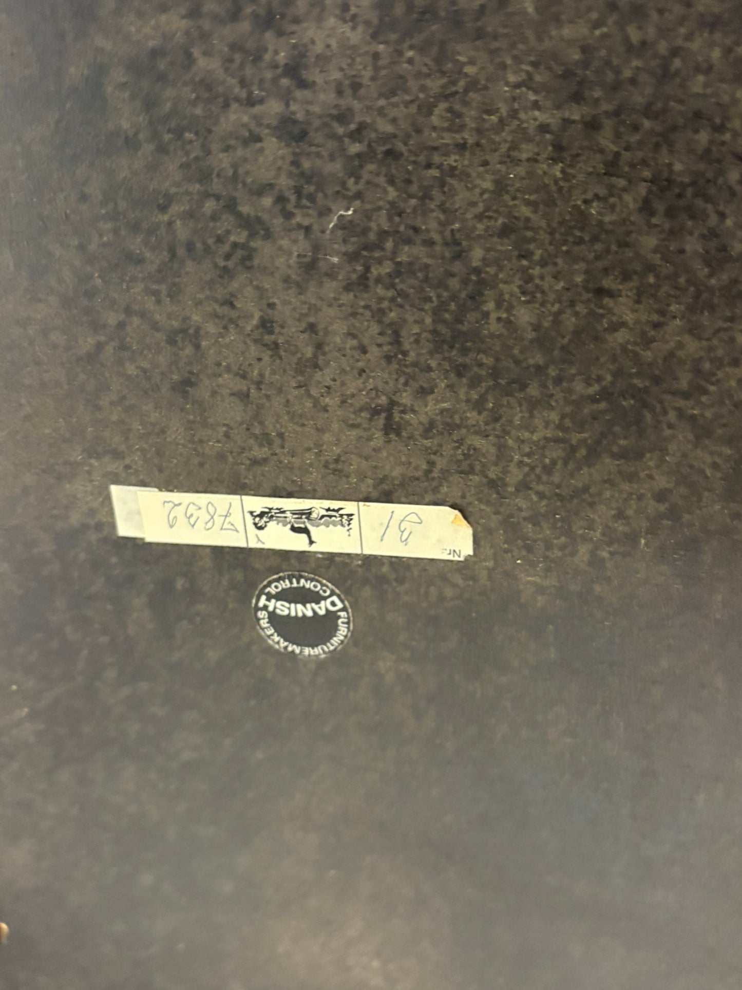 QV25046, 丹麥, Haslev, Tile top coffee table