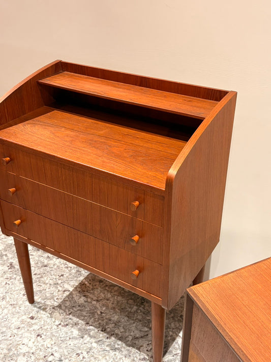 QV26042, 丹麥, Teak Chest of Drawers