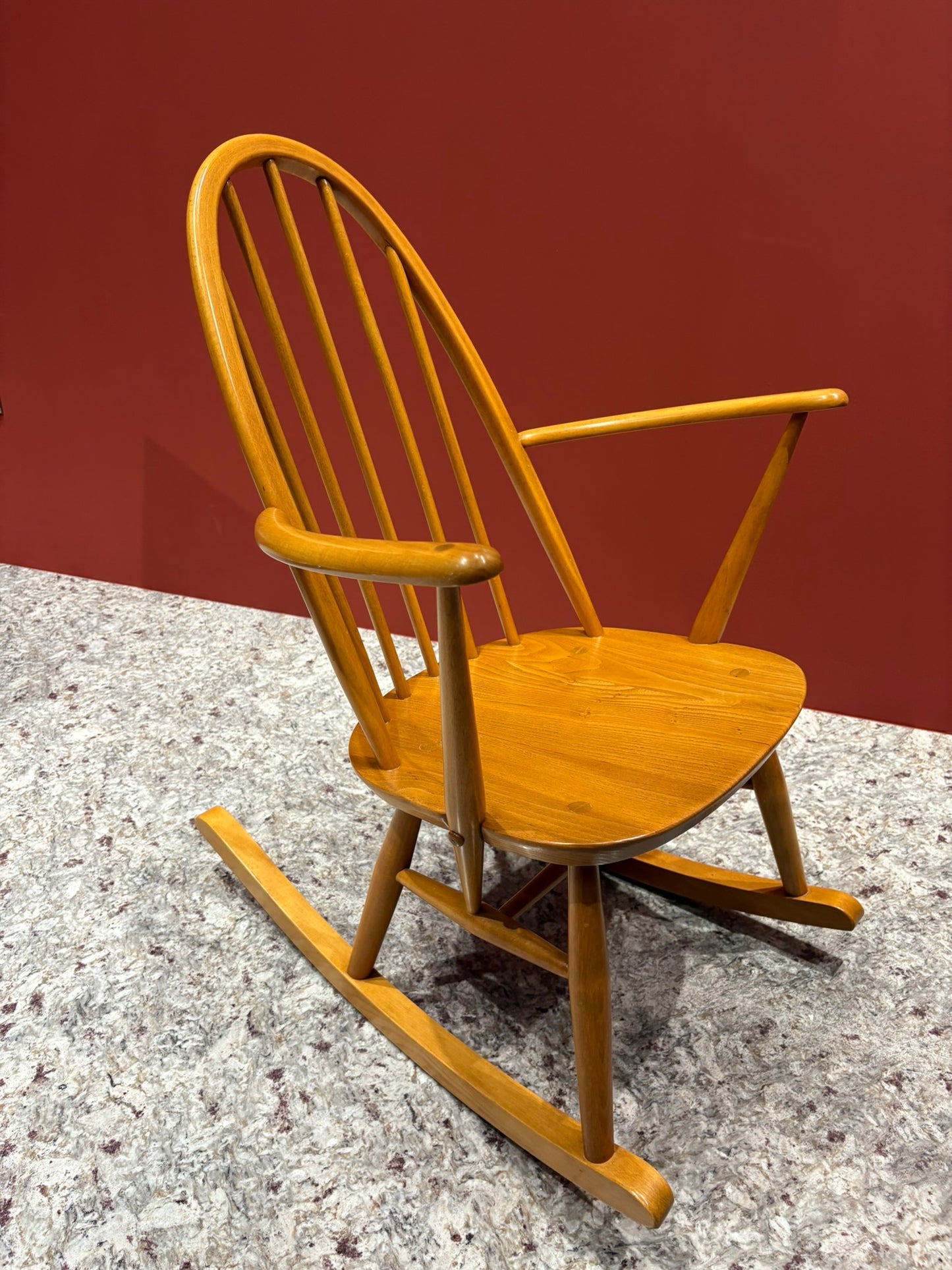 QV25002, 英國 ,ERCOL ,Quaker rocking armchair 扶手搖椅