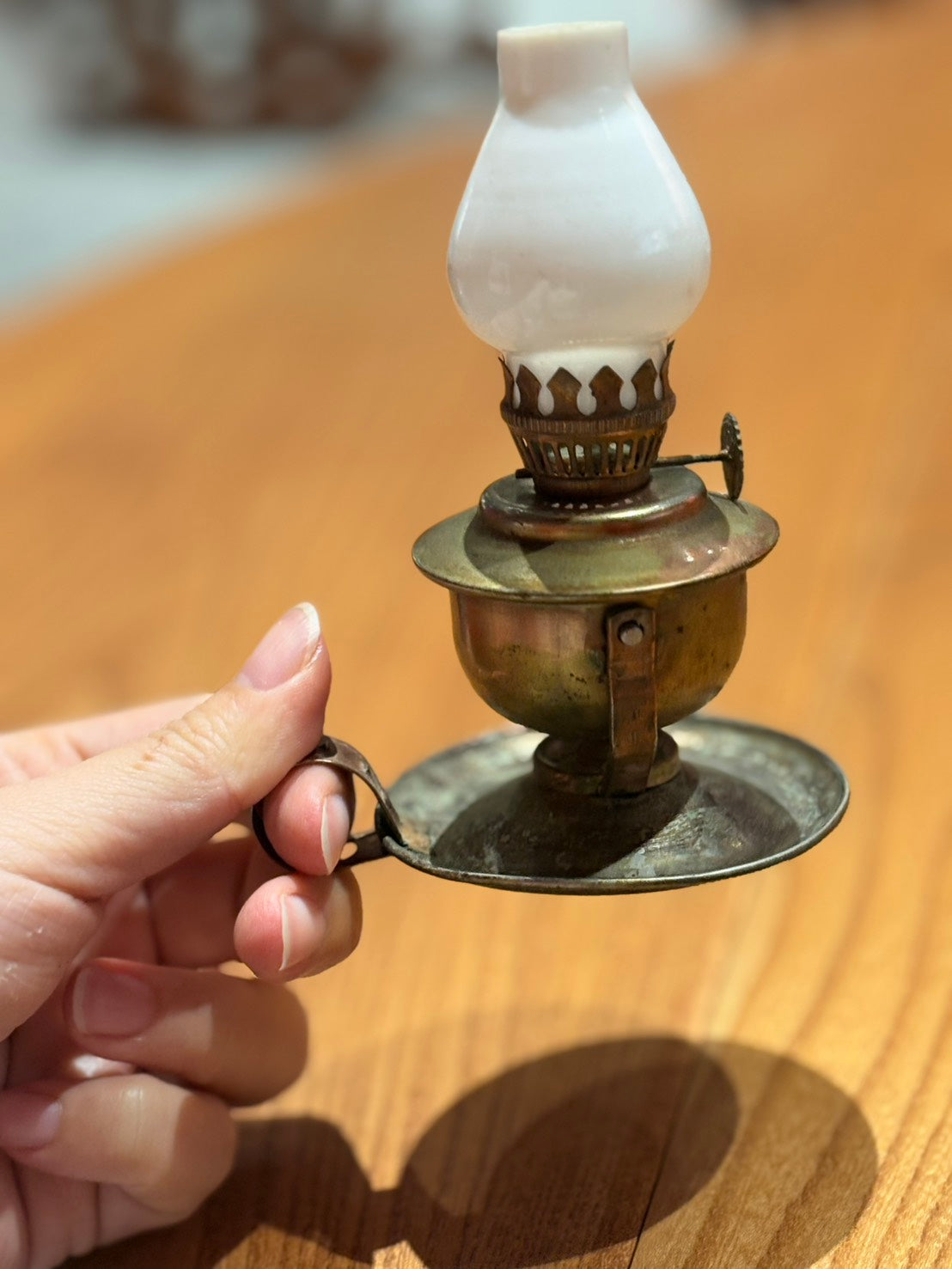 QV26005, 法國, 微型煤油燈座