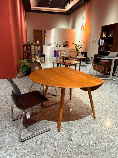 QV25011, 英國 ,ERCOL ,dropleaf Table 折疊圓桌