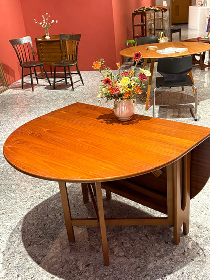 QV25013, 英國 , gate leg table 摺疊桌