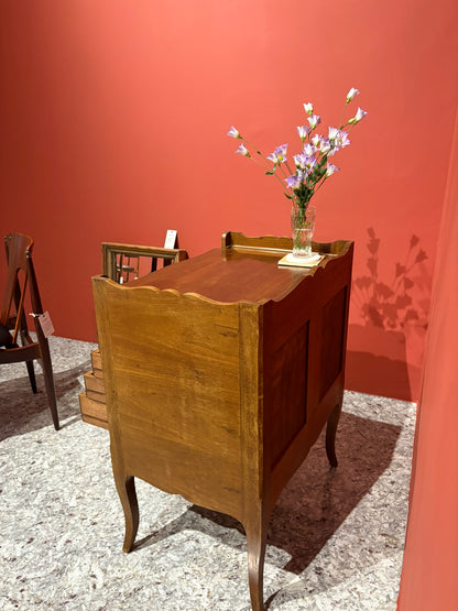 QV25030, 法國 , 展示櫃