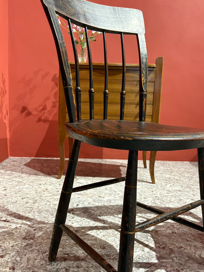 QV25037, 美國,  老件木椅