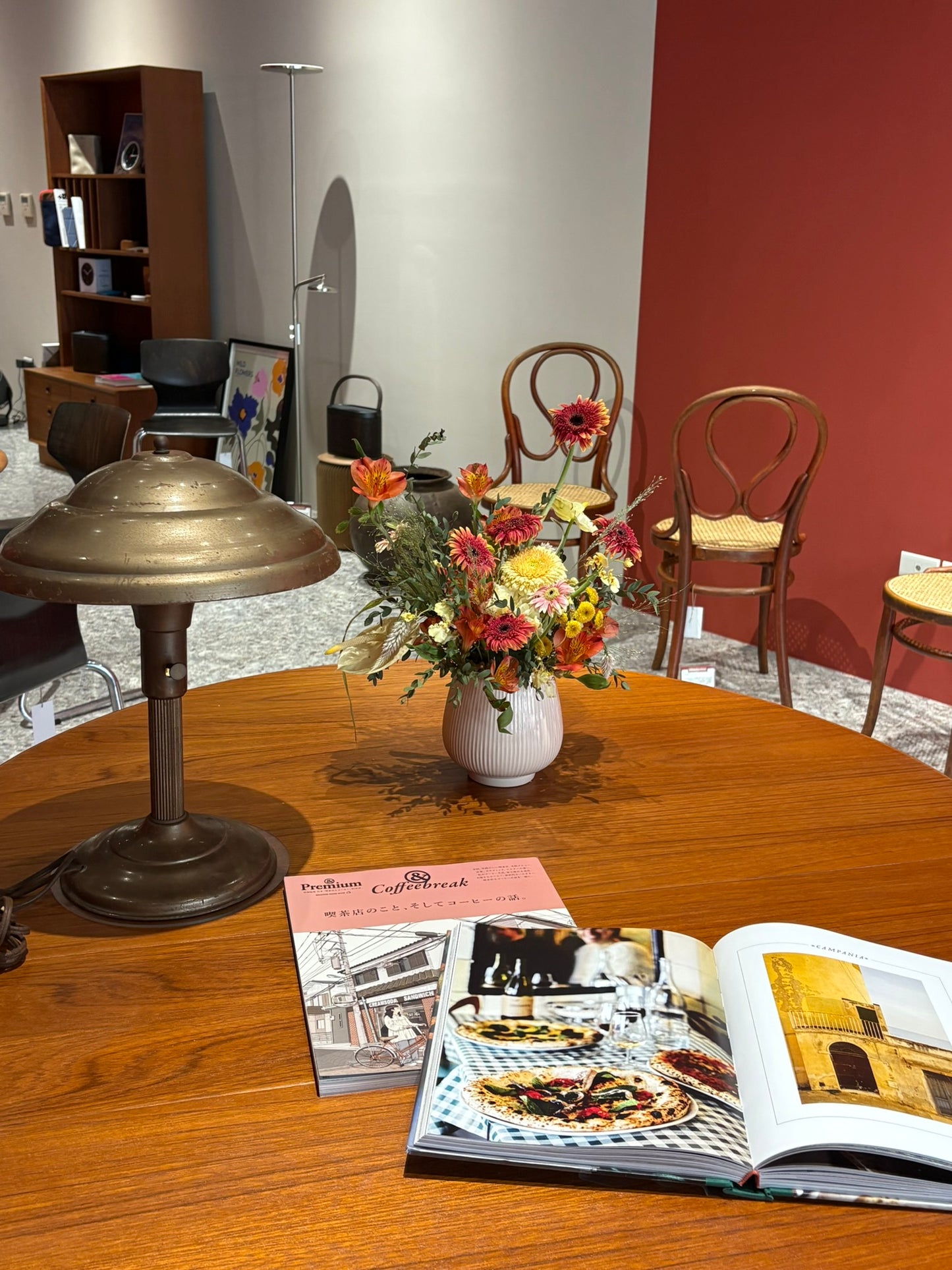 QV25039, 老件 飛碟燈