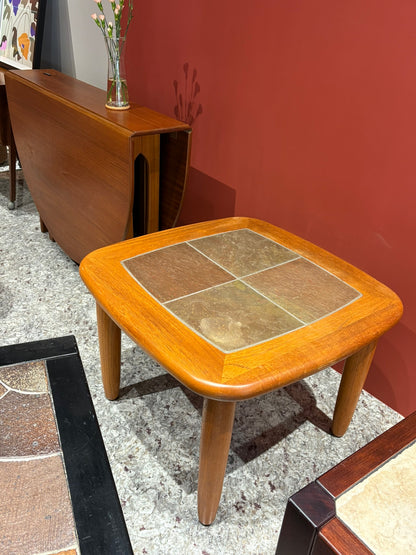 QV25045, 丹麥, Haslev, Tile top coffee table