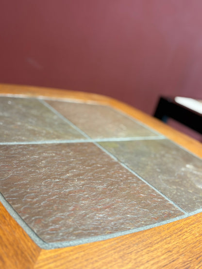 QV25045, 丹麥, Haslev, Tile top coffee table