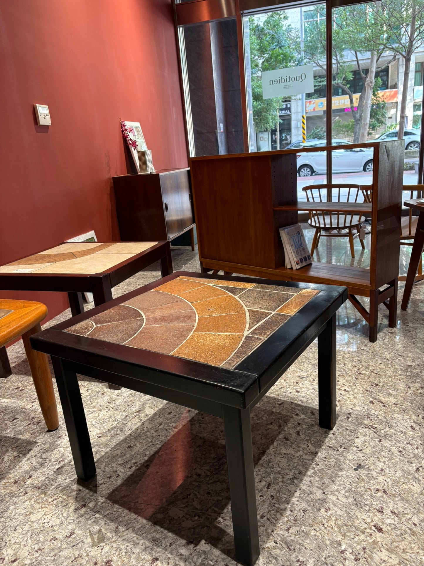 QV25046, 丹麥, Haslev, Tile top coffee table