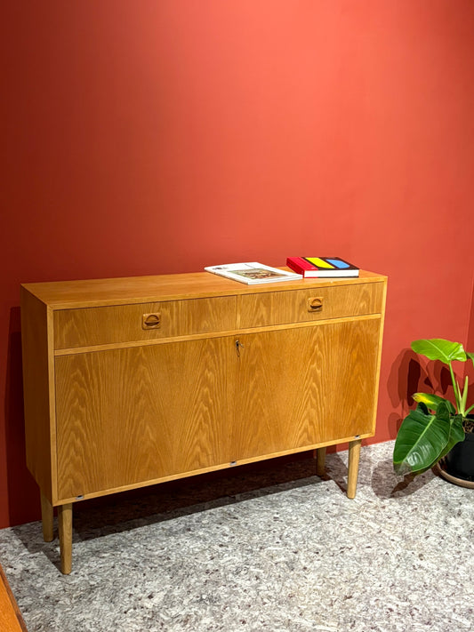 QV25049, 丹麥, Sideboard 橡木邊櫃