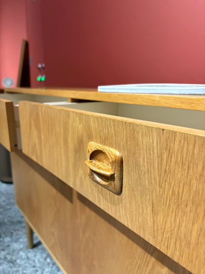 QV25049, 丹麥, Sideboard 橡木邊櫃