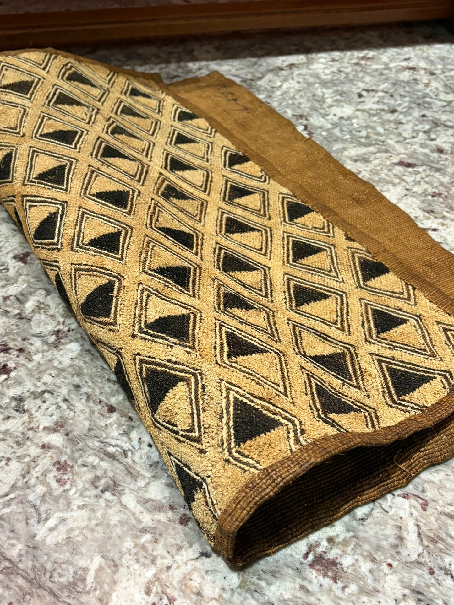 QV25055, KUBA CLOTH 庫巴布