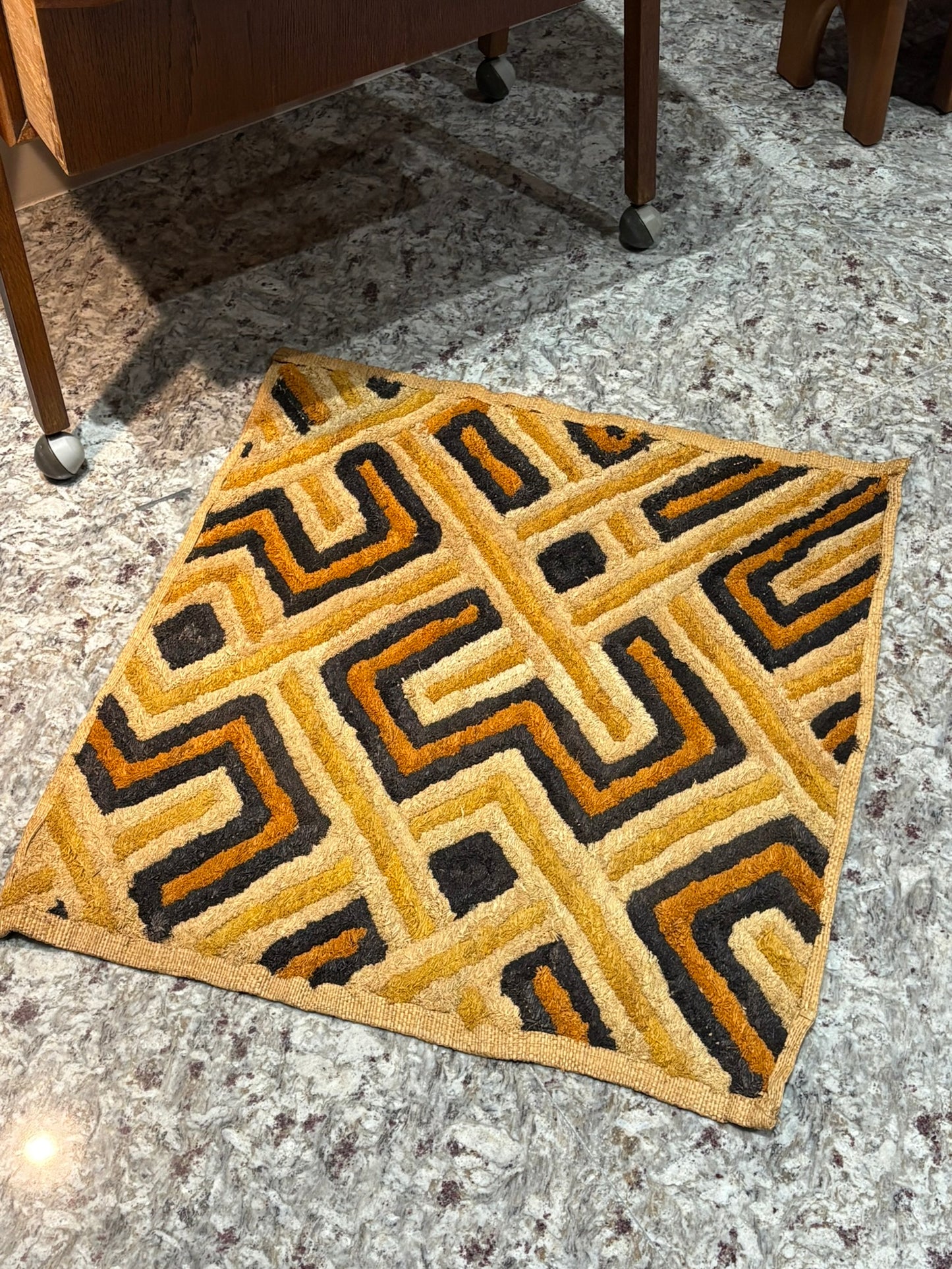 QV25057, KUBA CLOTH 庫巴布