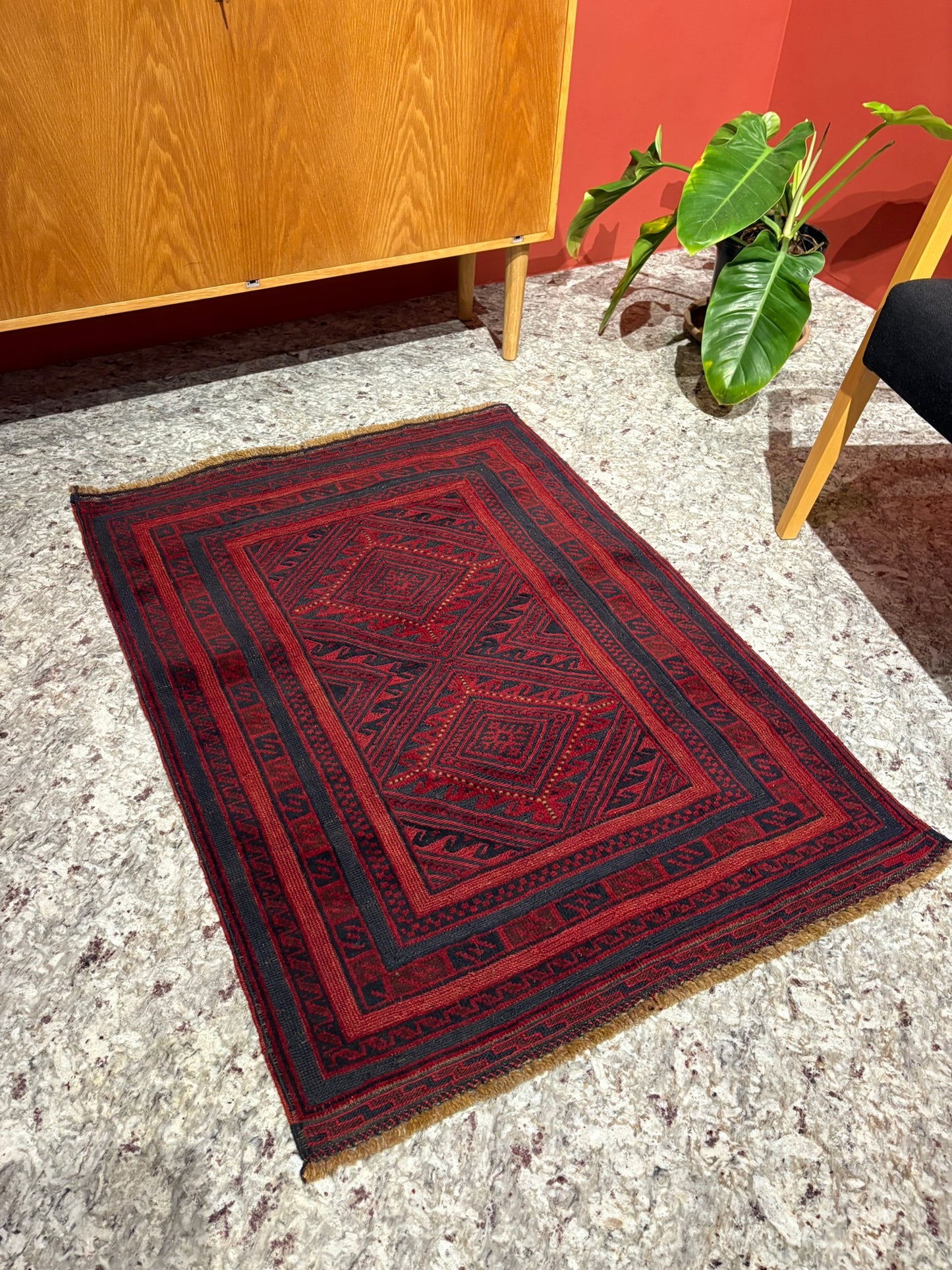 QV25064, 阿富汗, 地毯