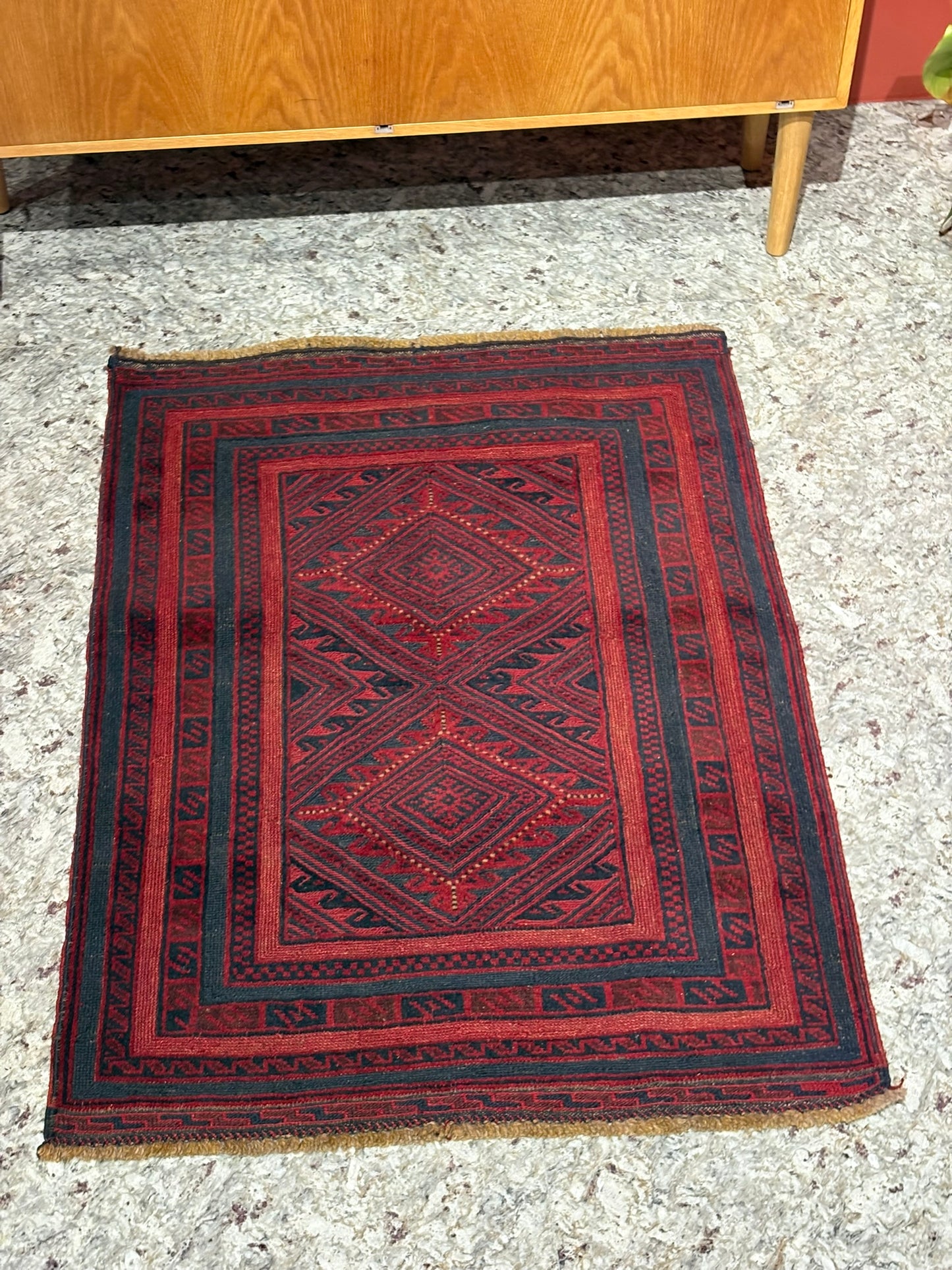 QV25064, 阿富汗, 地毯