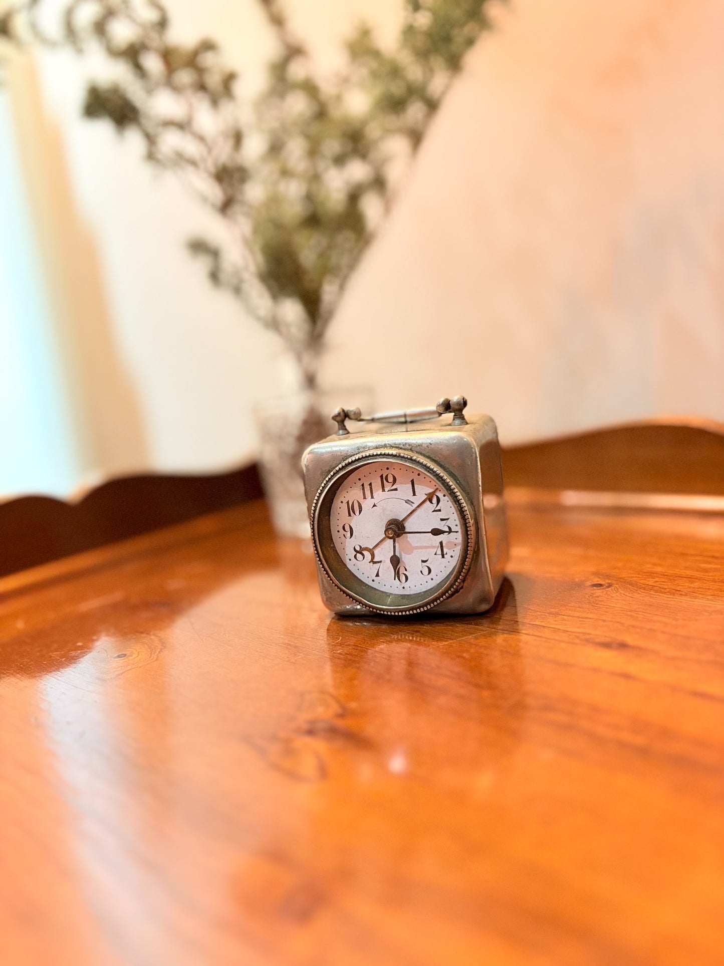 QV26020, 法國, Roskopf 系統錨式旅行鬧鐘