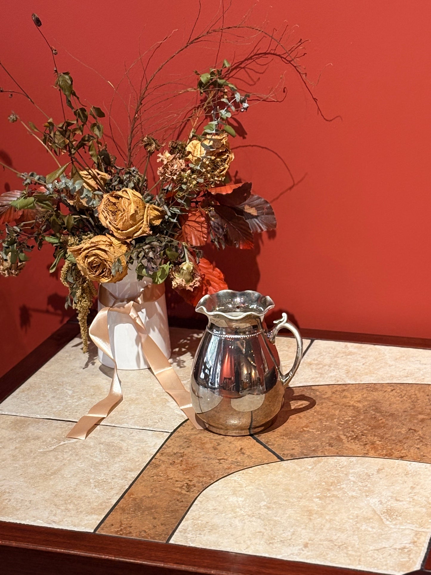 QV26024, 法國, 銀釉陶瓷壺