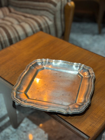 QV26038, 義大利, 八角波浪雙層邊飾淺盤