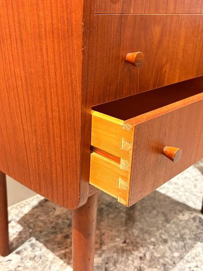 QV26042, 丹麥, Teak Chest of Drawers