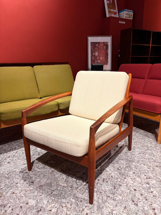 QV26048, 丹麥, Kai Kristiansen Paper Knife Lounge Chair, Model 121 , Magnus Olesen  (單件販售)