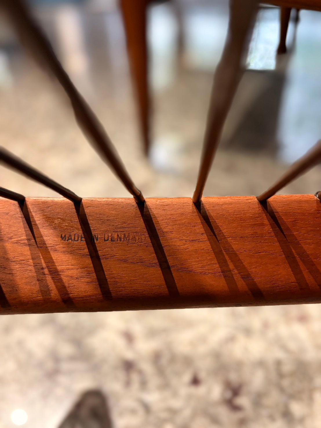 QV26048, 丹麥, Kai Kristiansen Paper Knife Lounge Chair, Model 121 , Magnus Olesen  (單件販售)