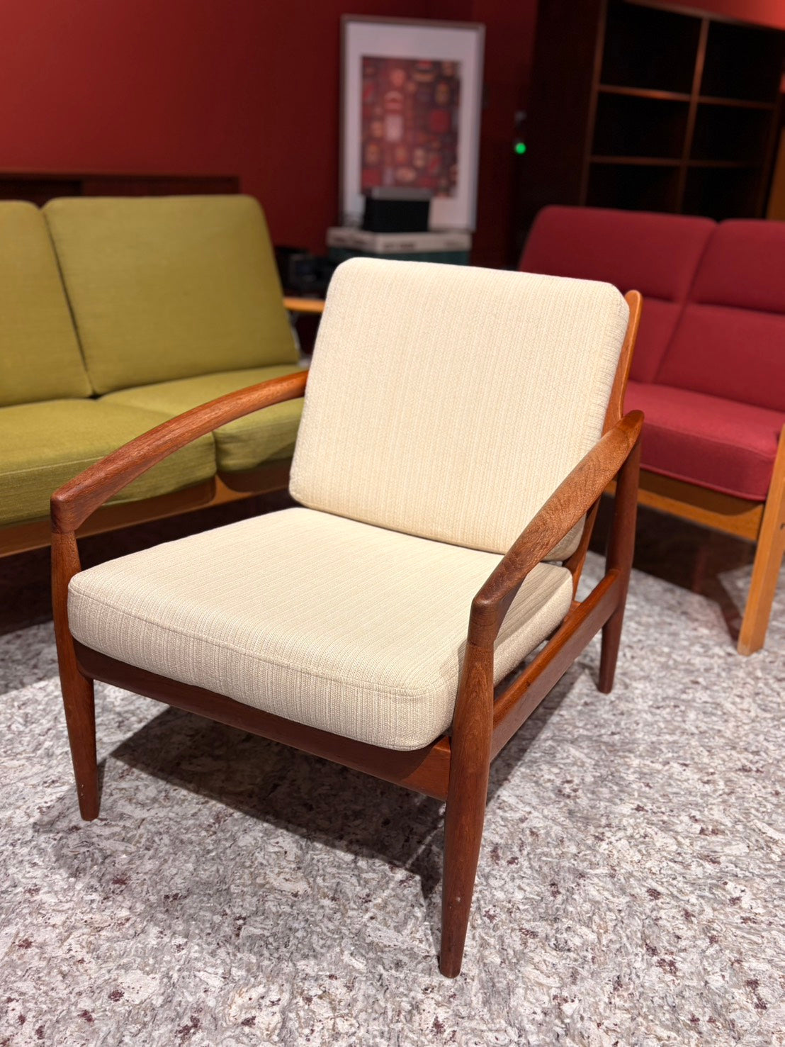 QV26048, 丹麥, Kai Kristiansen Paper Knife Lounge Chair, Model 121 , Magnus Olesen  (單件販售)