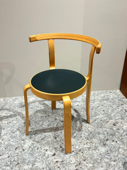 QV26054, 丹麥, 8000 series chair, black, Rud Thygesen & Johnny Sørensen, Magnus Olesen