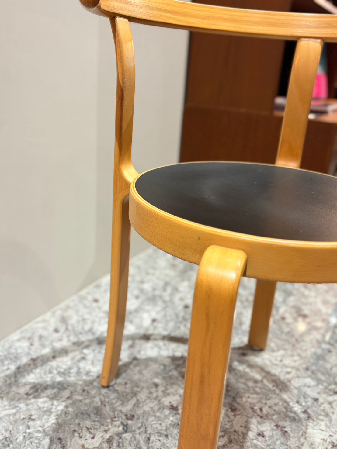QV26054, 丹麥, 8000 series chair, black, Rud Thygesen & Johnny Sørensen, Magnus Olesen