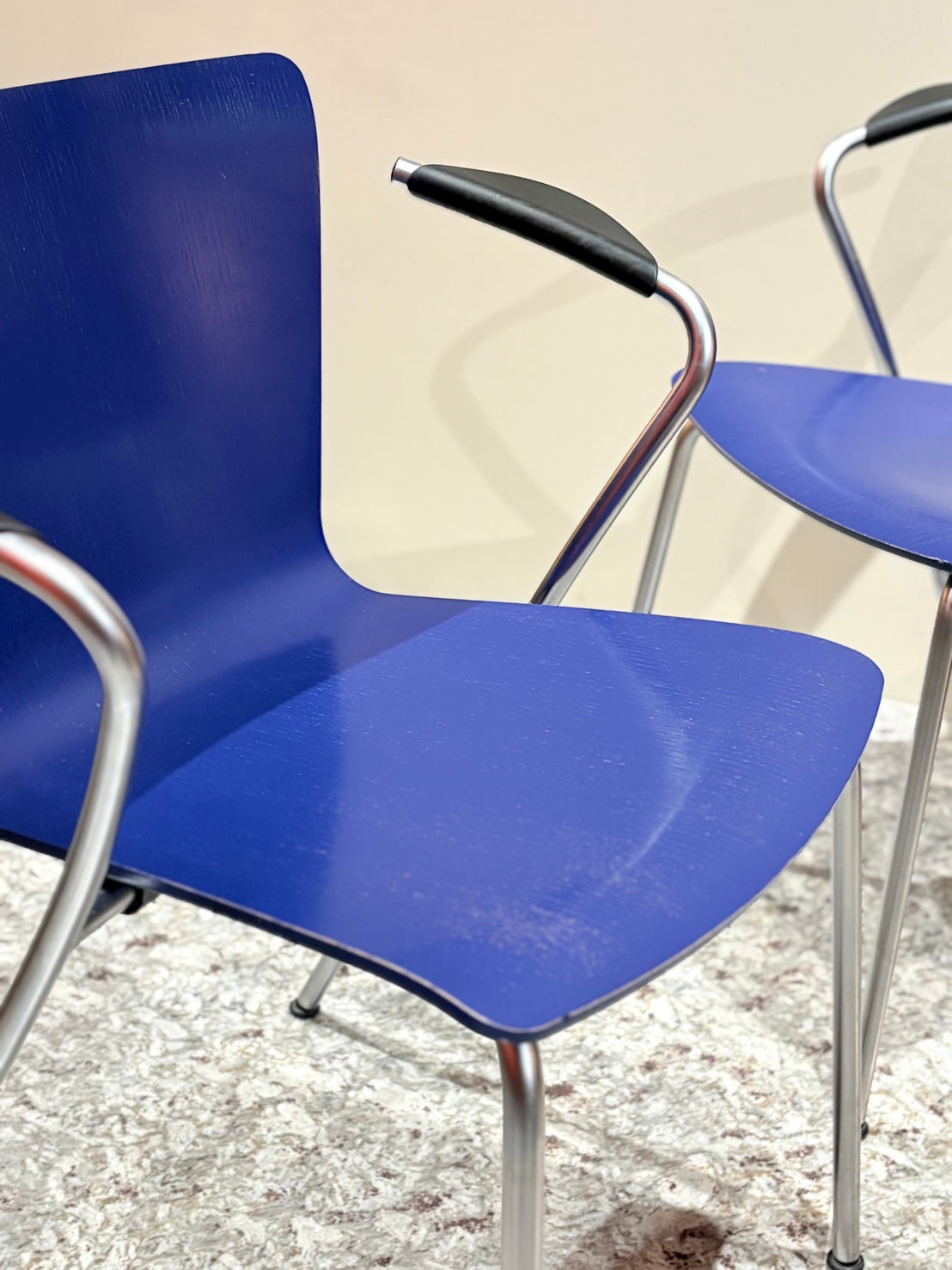 QV26055, 丹麥, Vico Duo, blue/matte silver, Fritz Hansen