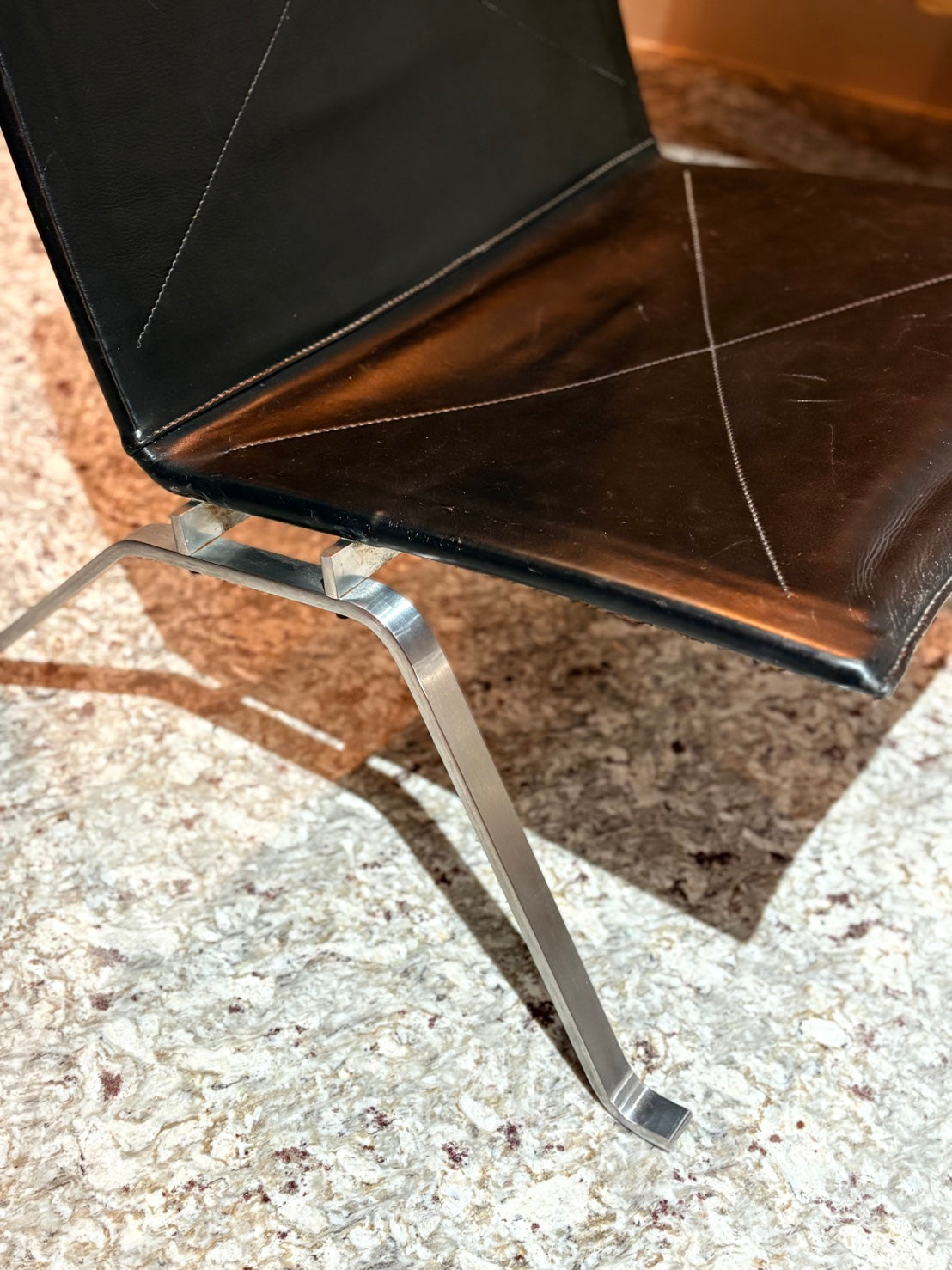 QV26065, 丹麥, model PK 22, Poul Kjærholm for Fritz Hansen