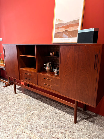 QV26066, 丹麥, Vintage Teak Display Sideboard 柚木展示邊櫃