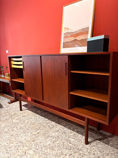 QV26066, 丹麥, Vintage Teak Display Sideboard 柚木展示邊櫃