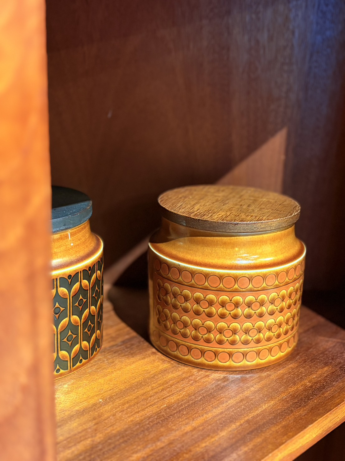 QV26071, 英國, HORNSEA POTTERY 儲物罐 Storage Jar + Lid _Saffron