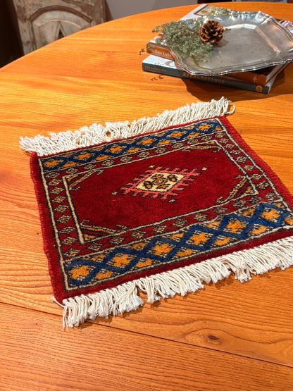 QV26077, MINI RUG 手工羊毛迷你鋪毯