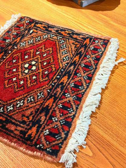 QV26078, MINI RUG 手工羊毛迷你鋪毯