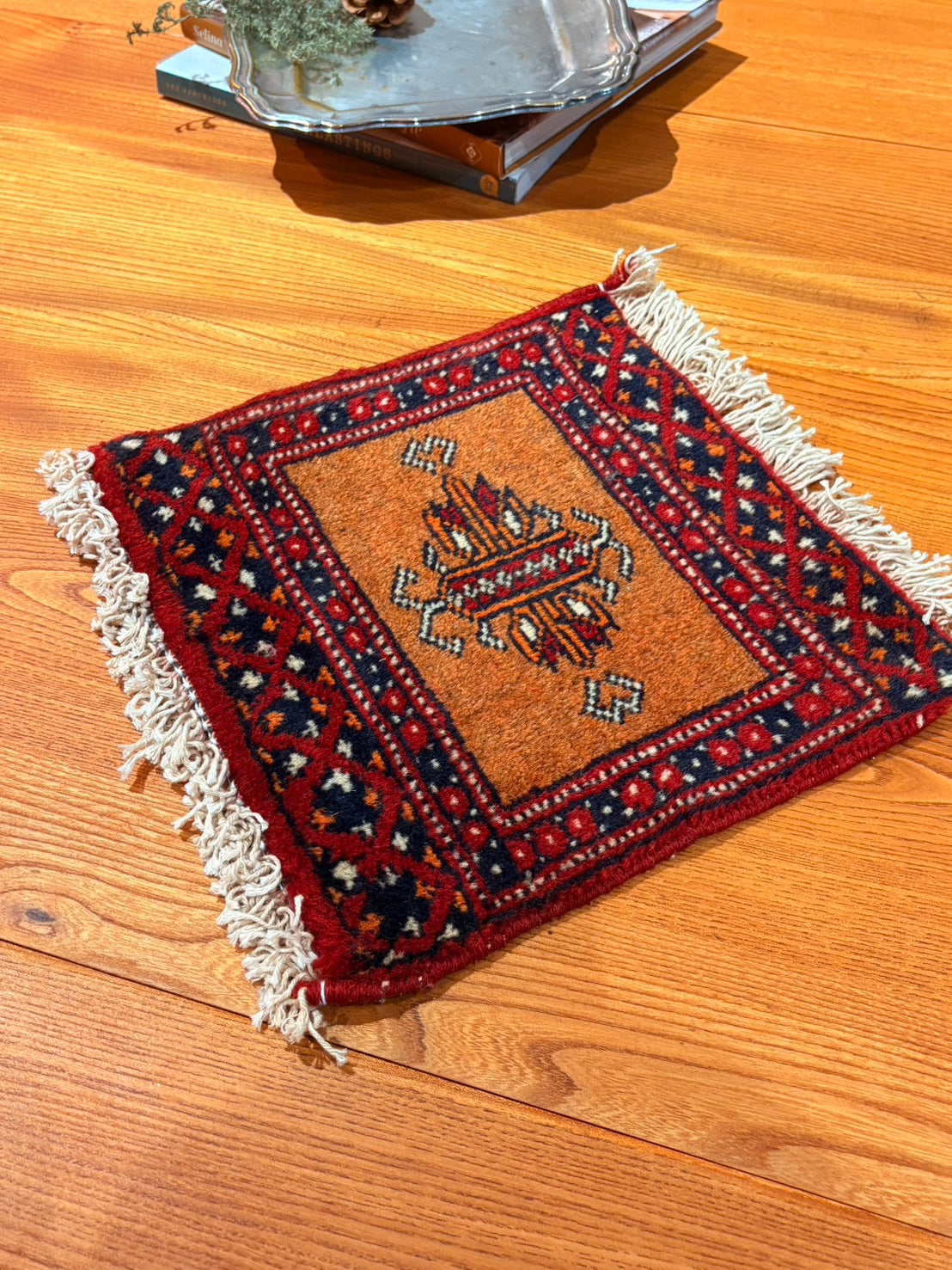 QV26079, MINI RUG 手工羊毛迷你鋪毯